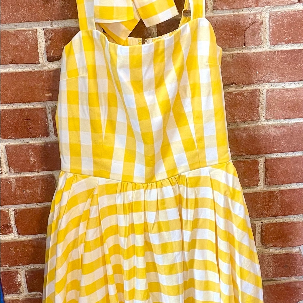 Sold Out 3X Vixen Doll-House Dress with matching belt and hair bow💛 - Picture 2 of 3